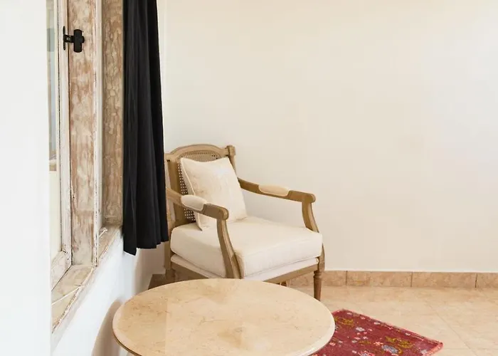 Ferienhaus Charming 2-bedroom House *