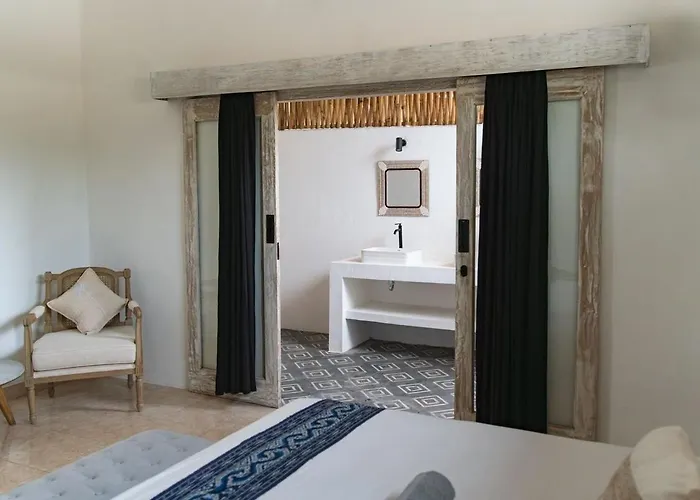 Charming 2-bedroom House Ferienhaus